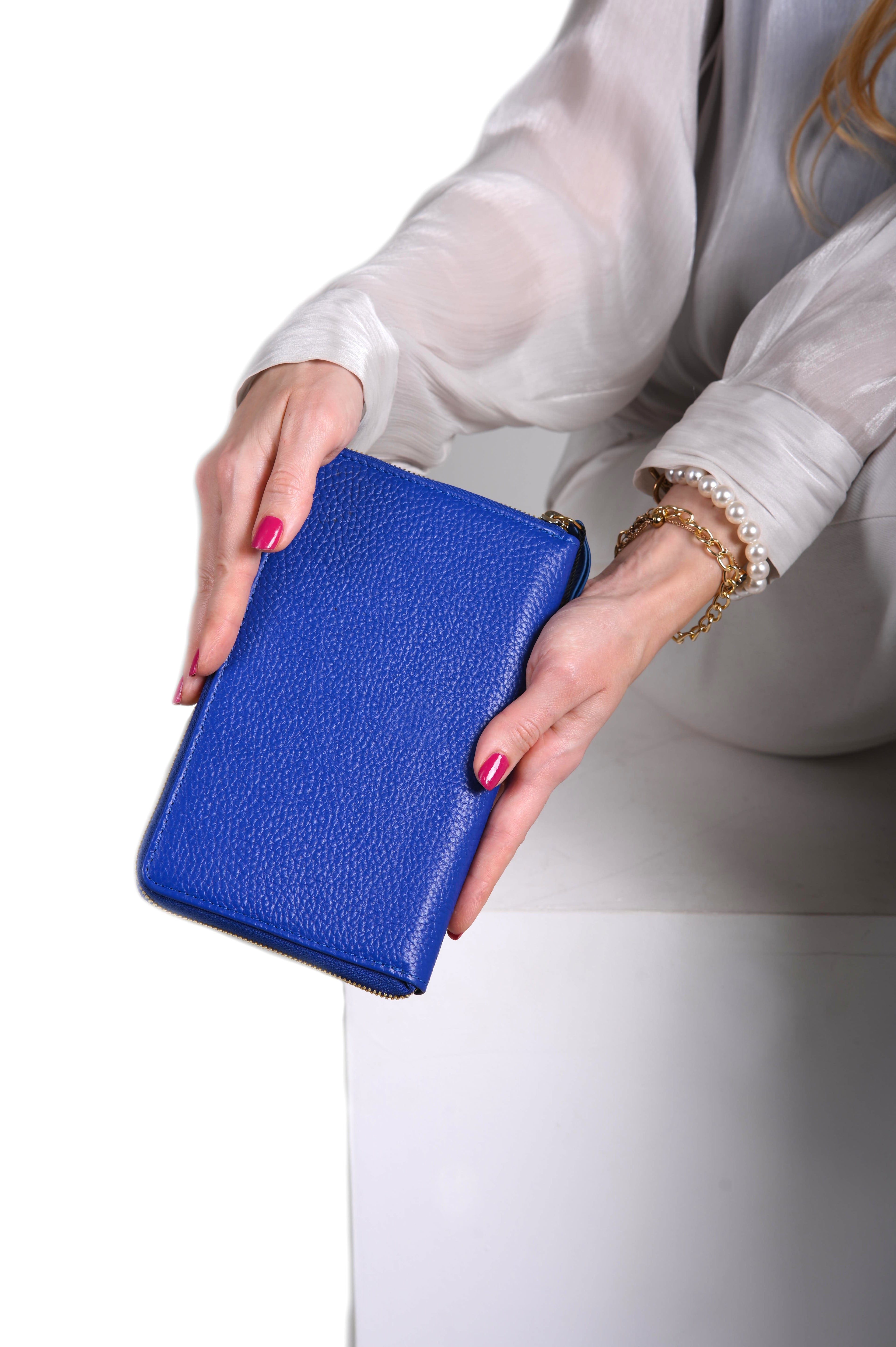 Compact and classy Clutch for Women